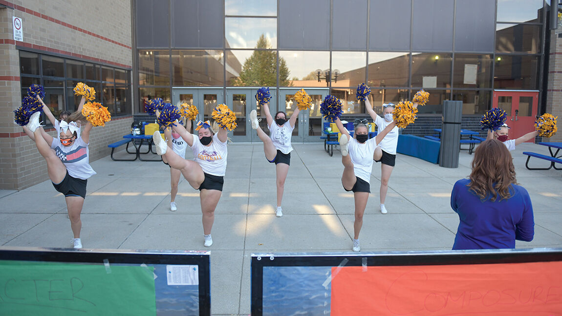 10-08-20 SHS cheer 4.jpg